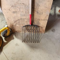 Small Handle Pitch Fork- Heavy Duty