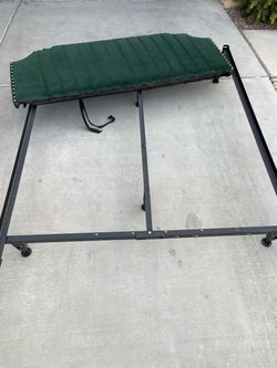 Metal Bed Frame with Headboard !!