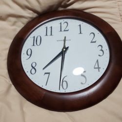 HOWARD MILLER WALL CLOCK 13 INCHES 