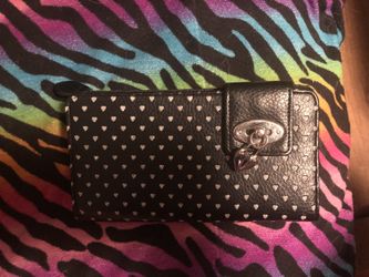 Black wallet with small silver hearts