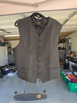XL Vest and Matching Bow Tie