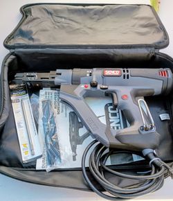 SENCO AUTO-FEED SCREWDRIVER