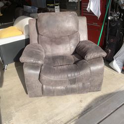 Power recliner and couch $500 OBO