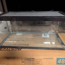 Large Aquarium/Reptile Tank With Sliding Screen Lid