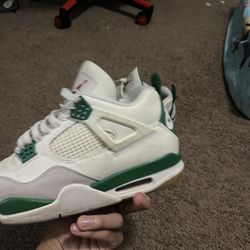 Jordan 4 