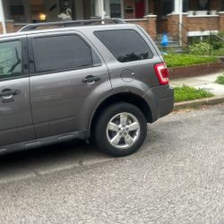 2011 Ford Escape 