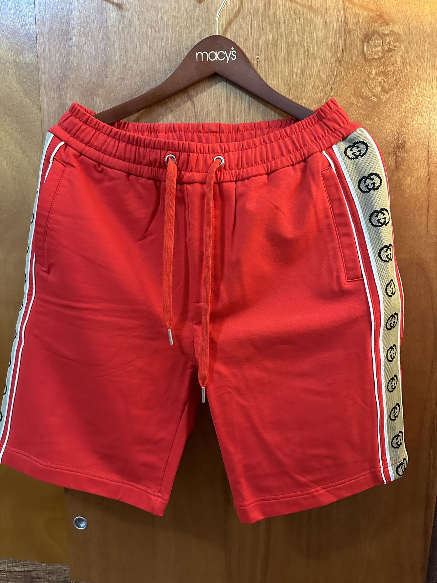 Men’s Shorts Size M
