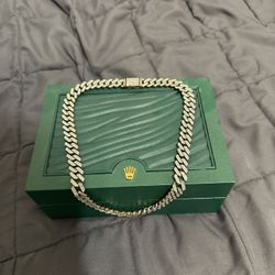 Moissanite Cuban Link Chain