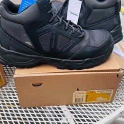 Vendo botas para hombre de casquillo