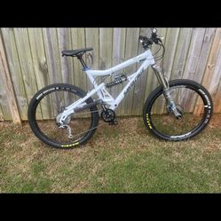 Mountain bike Santa cruz Bullit