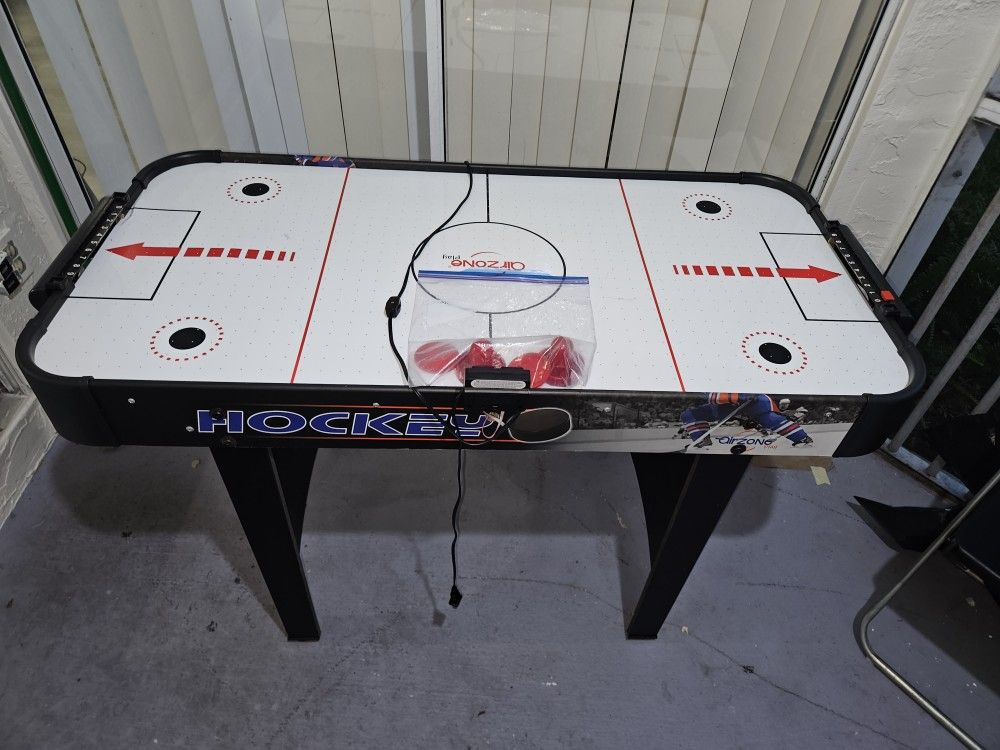 Air Hockey Table 