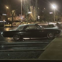 1962 Ford Thunderbird