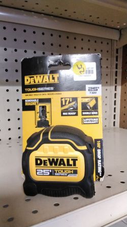 DEWALT TOUGHSERIES 25' / 7.6 M TAPE RULE REMOVABLE MAGNET