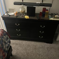 6 Piece Black Bedroom Set