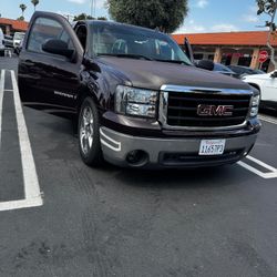 GMC Sierra