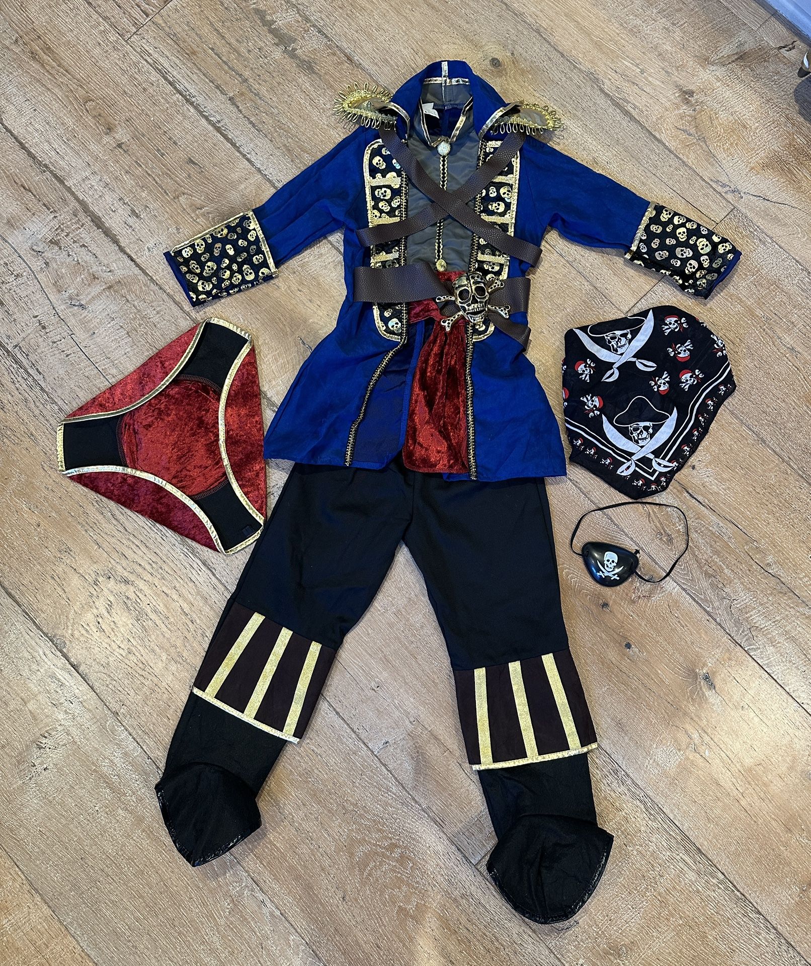 Pirate Costume Child Size 5-6 Brand New Originally $59.99