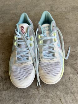 Kids Basketball Shoes – Great Condition
