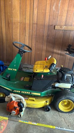 John Deere GX 75 mower