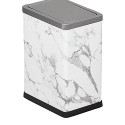 Two Trash Cans 2.5 Gallons Brand New 