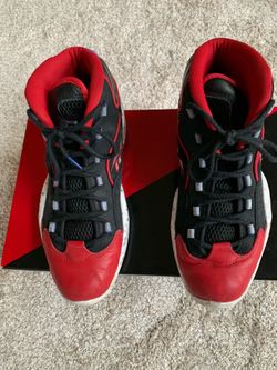 Men’s Reebok basketball shoes