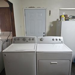 SET WASHER AND DRYER KENMORE XL CAPACITY GOOD CONDITION BOTH ELECTRIC LARGE CAPACITY DELIVERY AVAILABLE FOR EXTRA FEE WE DO REPAIRS 