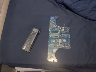Battery and motherboard