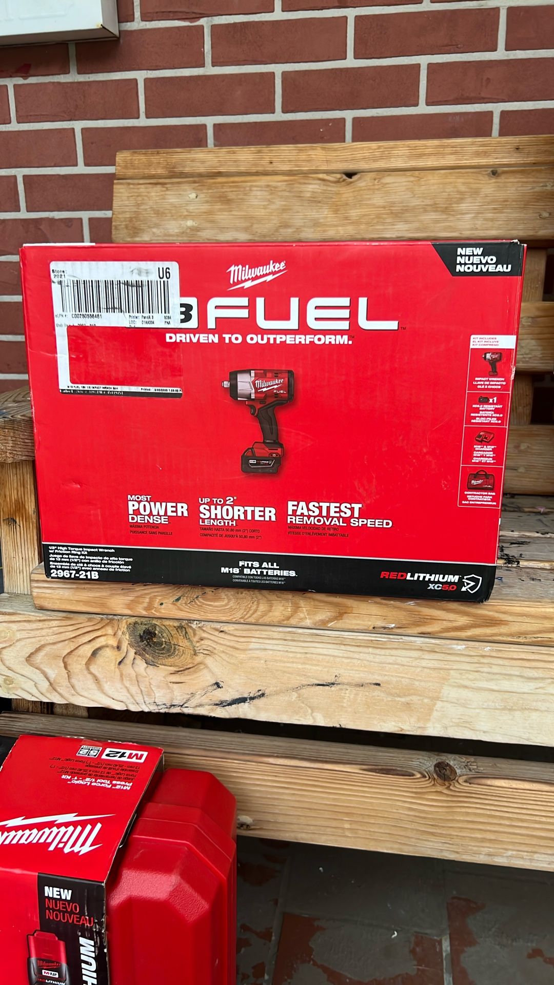 M18 1/2” High Torque Impact Wrench Kit