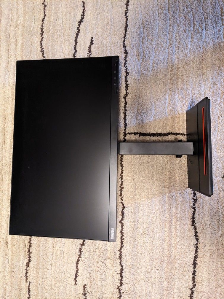 Lenovo Monitor 24"