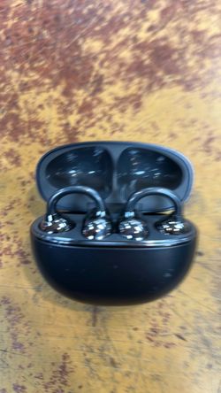 Onn Bluetooth earbuds