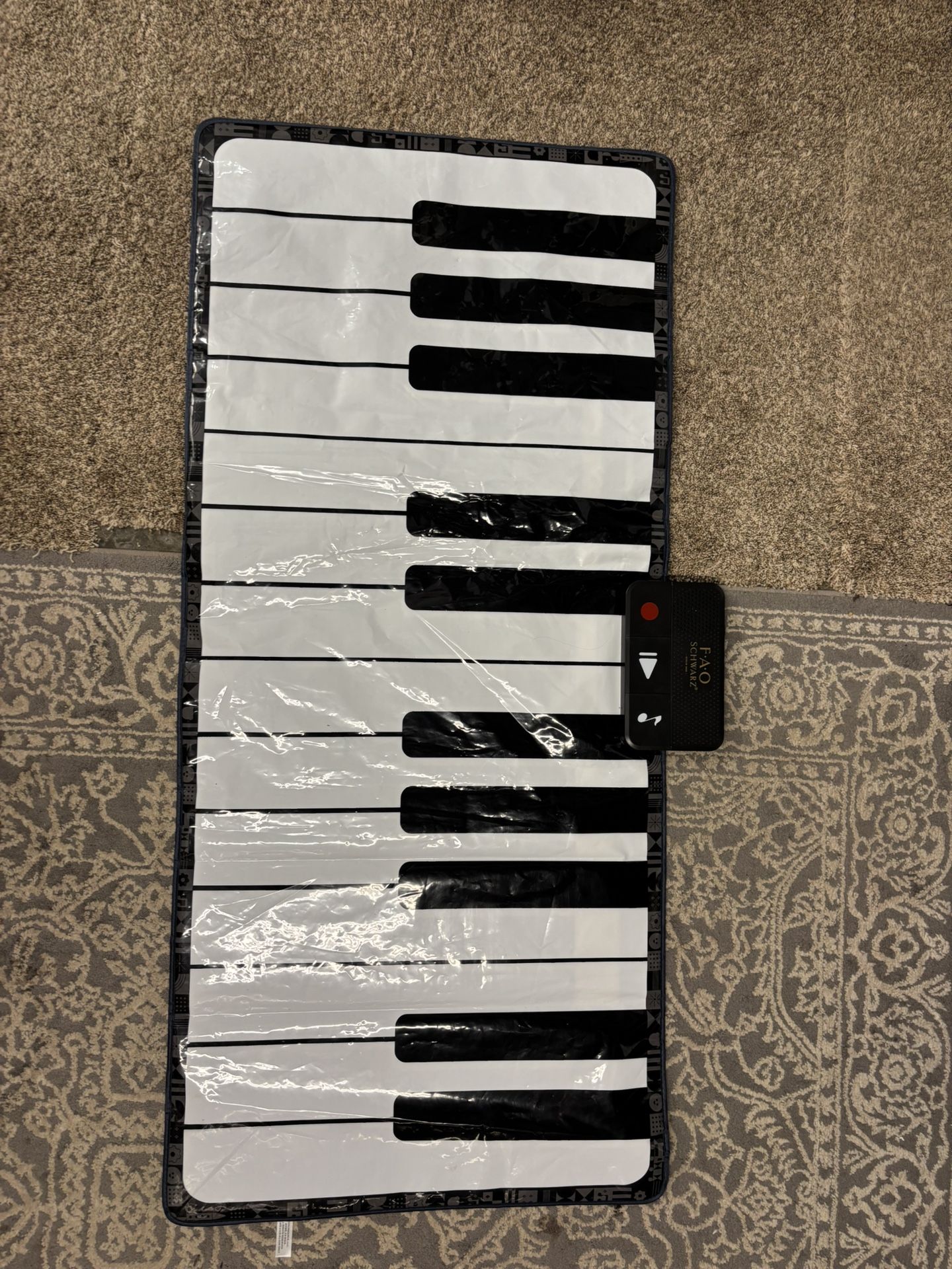 FAO Swartz Giant Piano