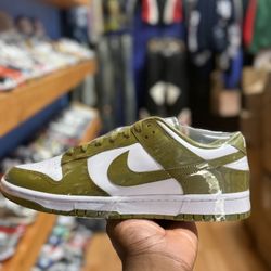 2023 Nike Dunk Low “Pacific Moss”