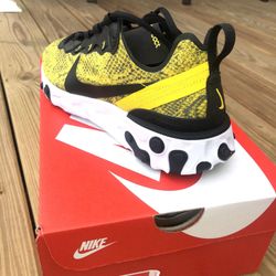 women’s nike react element 5, 5.5, 6, 6.5, 