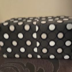 Cushioned Ottoman Chair