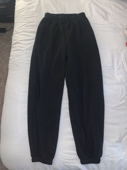 black sweatpants
