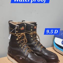 Thorogood Work Boot Size 9.5 D SOFT MOC TOE 