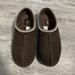 Ugg Tasman Burnt Cedar Size 9 Men