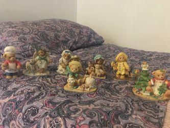 Cherished Teddy Figurines