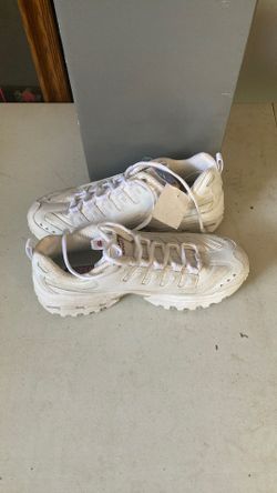 New in Box - woman’s Sketchers Size 9 Sport Energy 2 shoes - White
