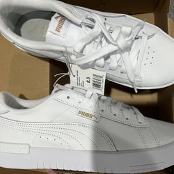 White Puma Sneakers 