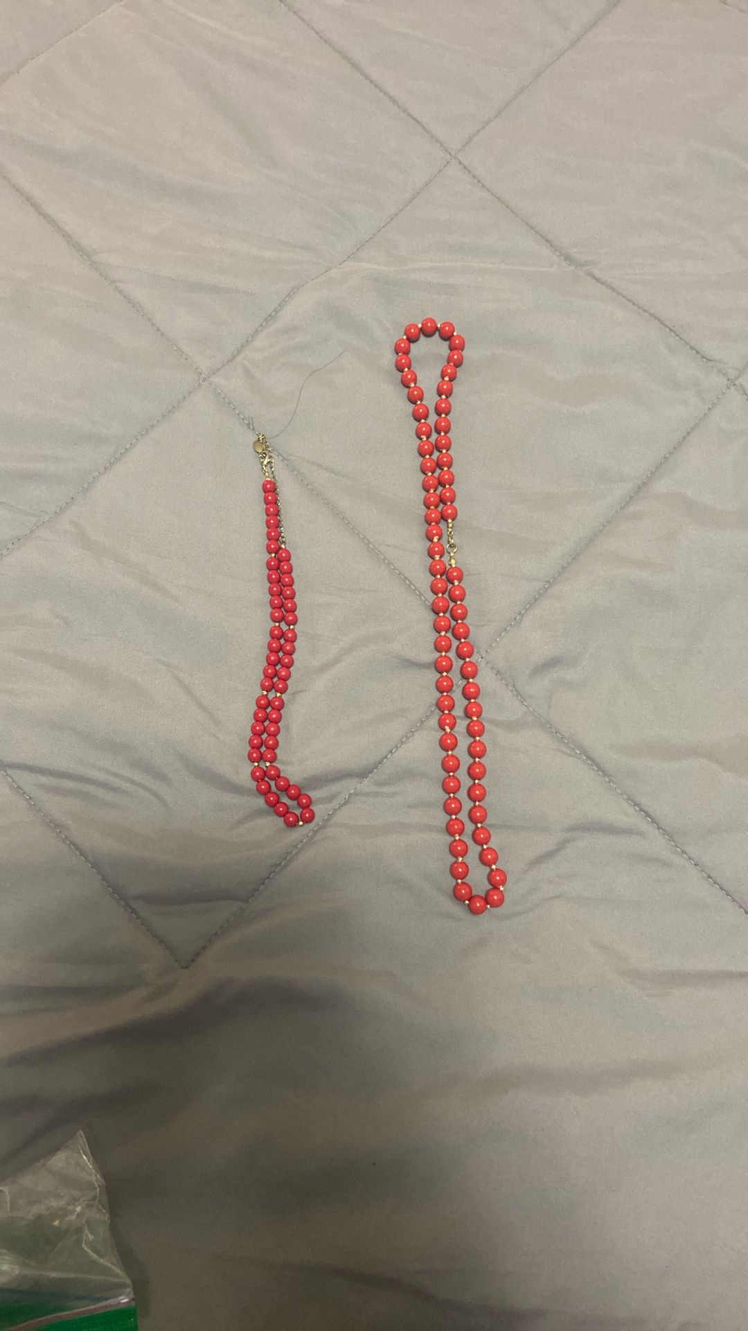 2 Red Knecklaces