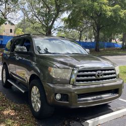 2010 Toyota Sequoia