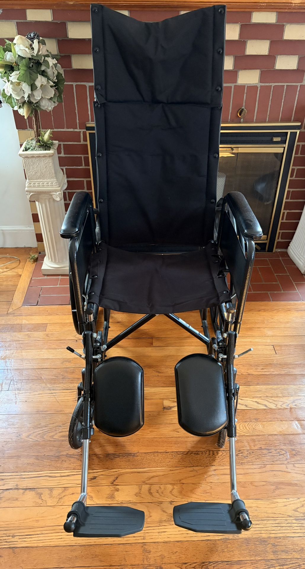 DRIVE fully Reclining Wheelchair With  Removable  Leg Lifts 