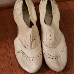 Boutique 9 Womens Leather Shoes Size 8.5