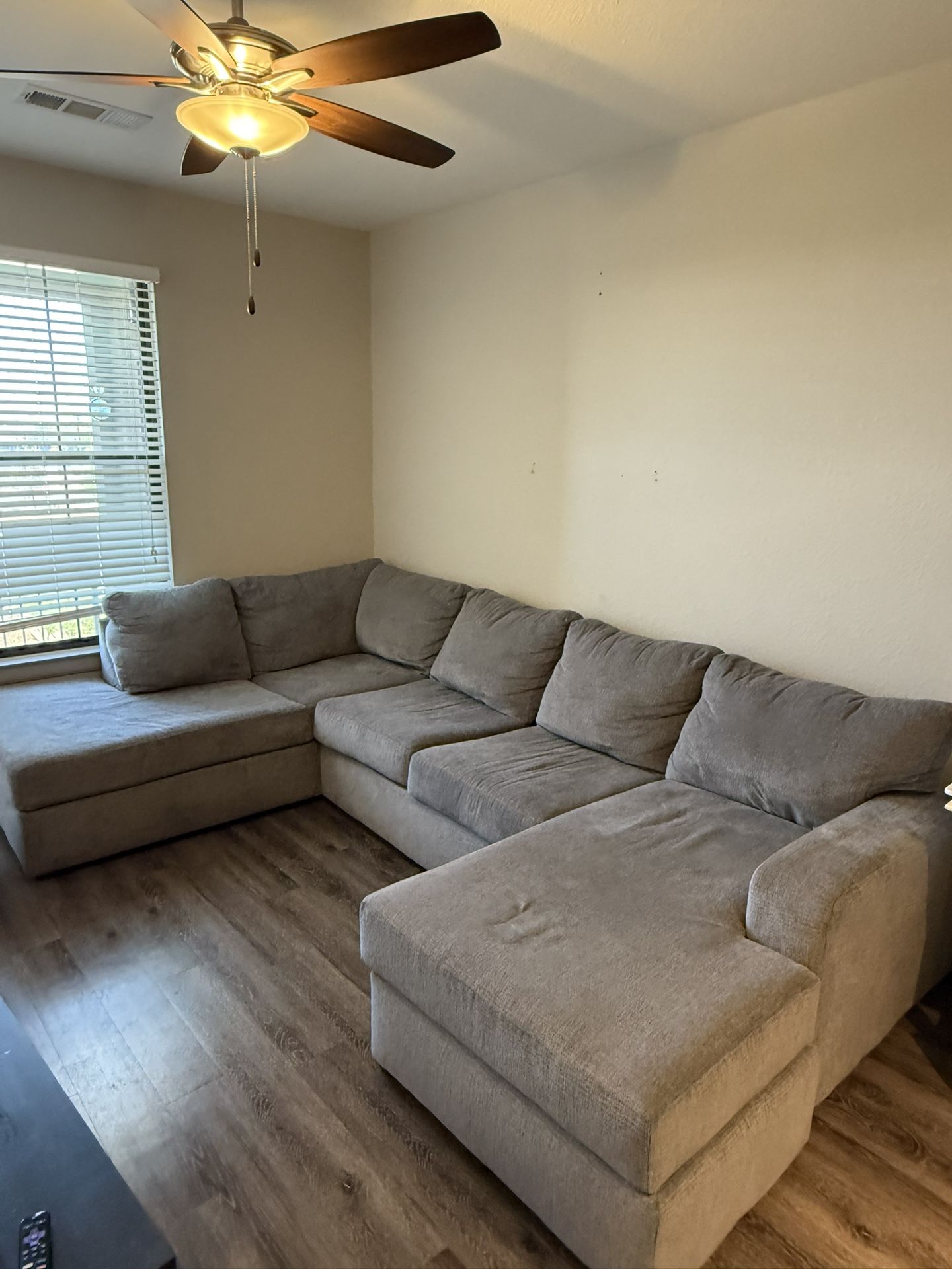 Comfy & Spacious Sectional Sofa with Chaise – $350 OBO