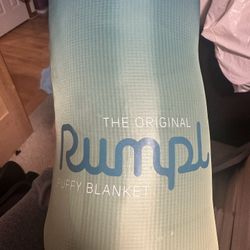 The Original Rumpl Puffy Blanket