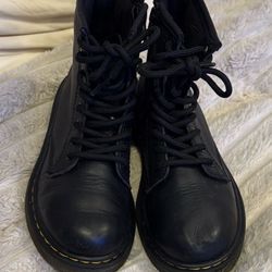 Kids Black Leather Doc Martens Size 1