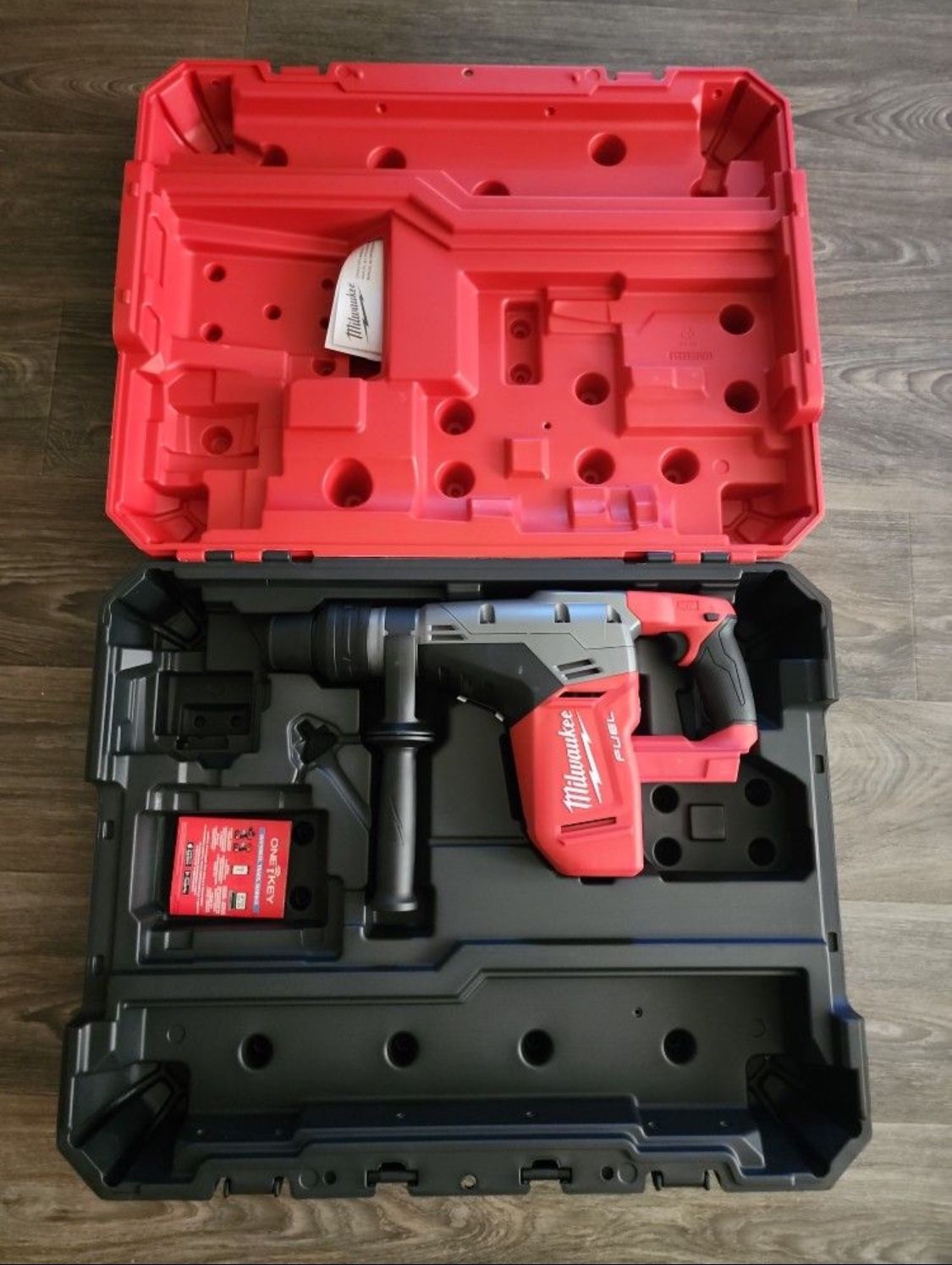 Milwaukee M18 FUEL 18V Lithium-Ion Brushless Cordless 1-9/16 in. SDS-Max Rotary Hammer (Tool-Only