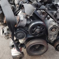 Dodge 5.7L Hemi Engine -- 150k Miles 