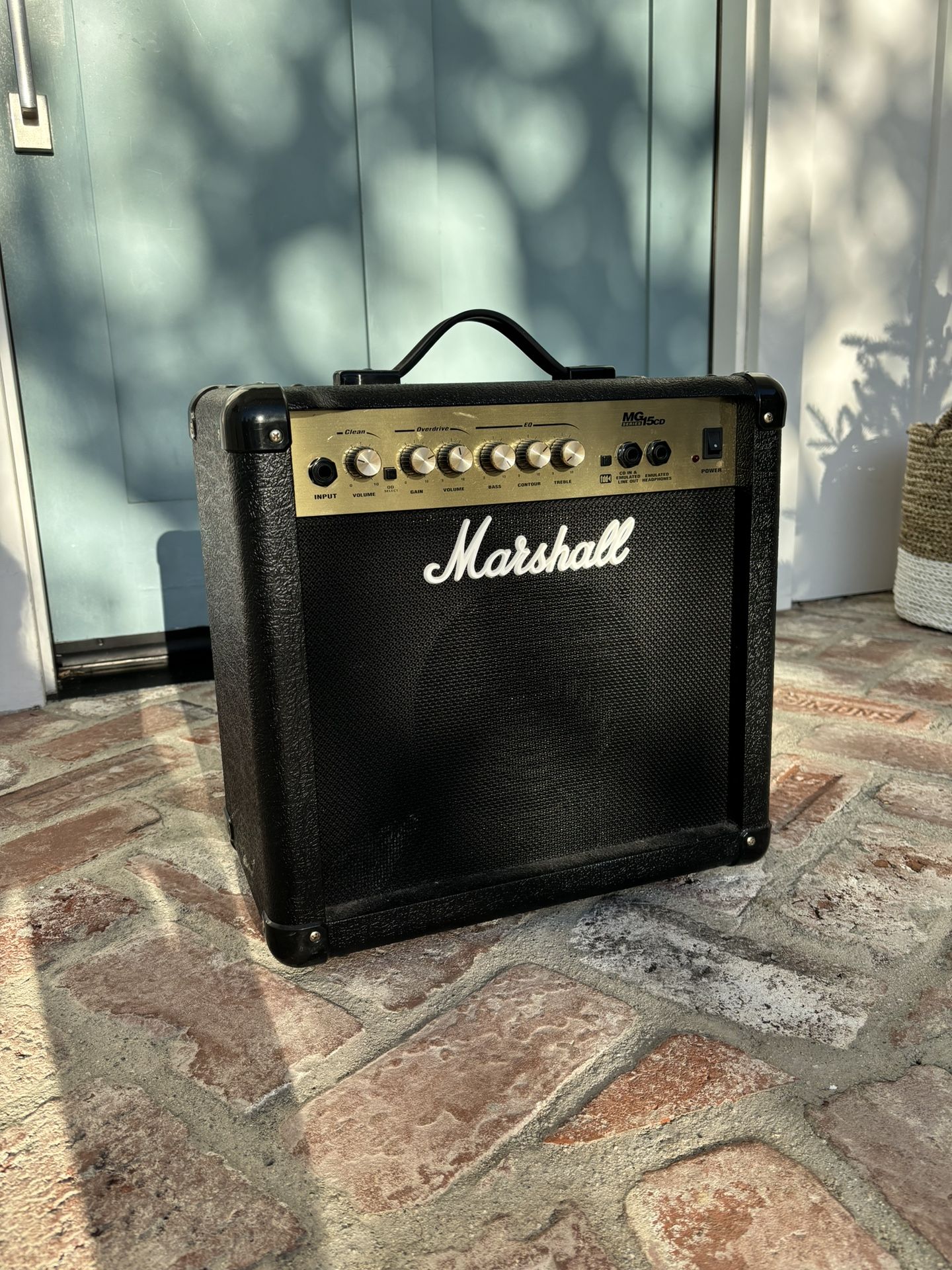 Marshall MG15 Amp