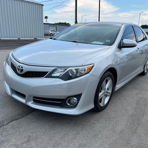 2012 Toyota Camry SE